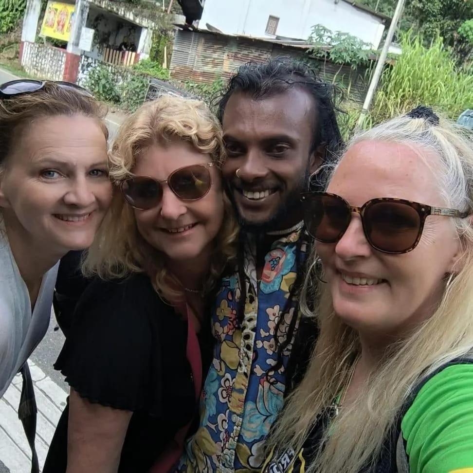 Hikers Inn نوفارا إيلِيا المظهر الخارجي الصورة