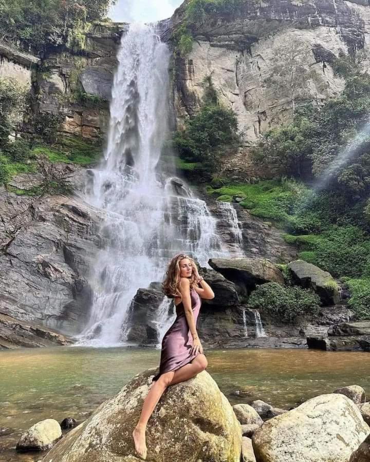 Hikers Inn نوفارا إيلِيا المظهر الخارجي الصورة