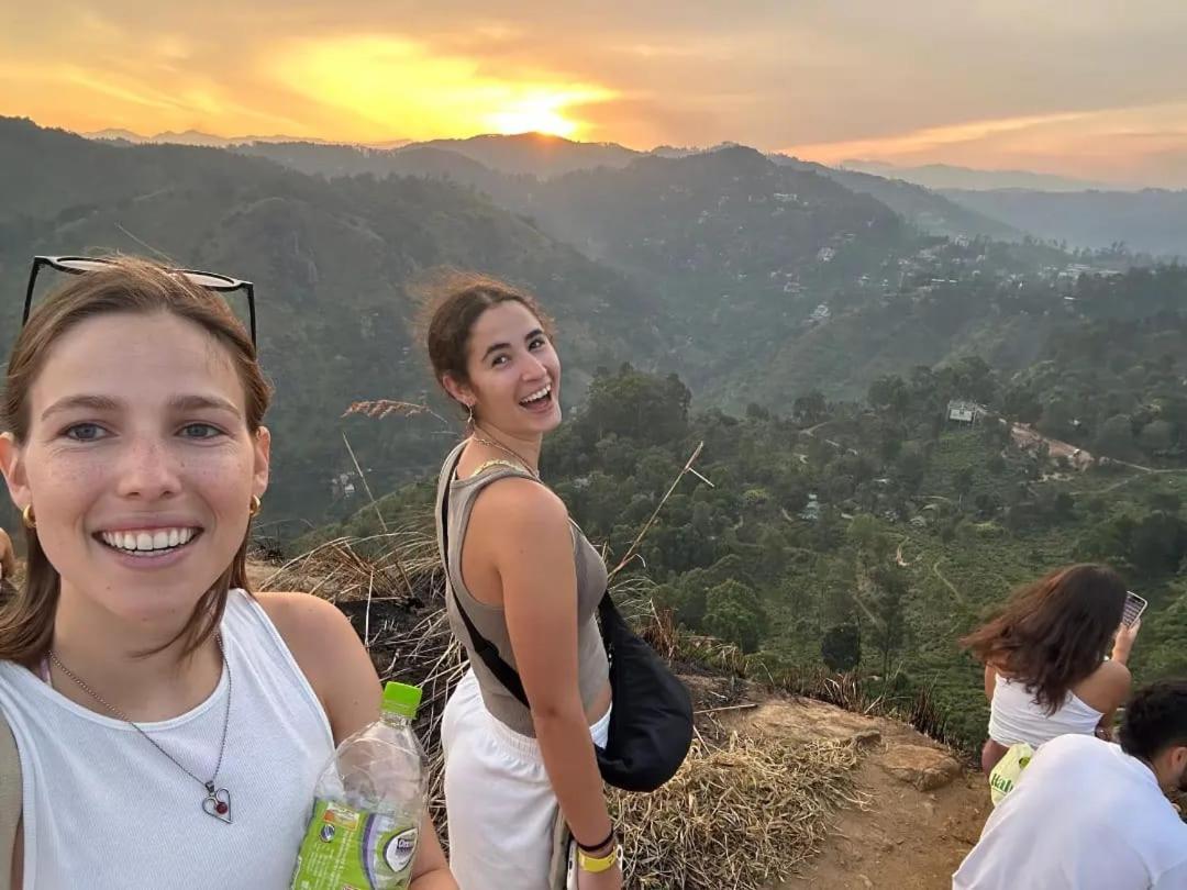 Hikers Inn نوفارا إيلِيا المظهر الخارجي الصورة